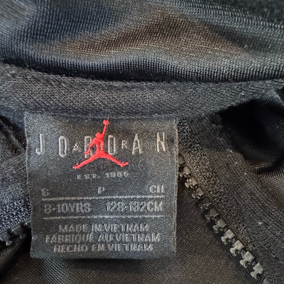 Air Jordan Kids Black and Red Zipper Track Jacket, Boys Size Small 8-10 Years - Picture 5 of 6